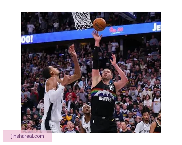 季后赛级巅峰对话约基奇轰40分8板13助两记神仙球力压文班亚马